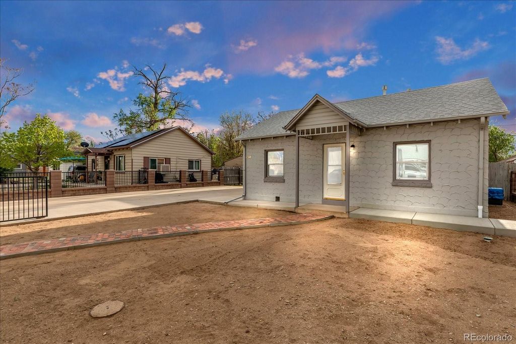 Photo of 5031 Steele Street, Denver, CO 80216 (MLS # 7247229)