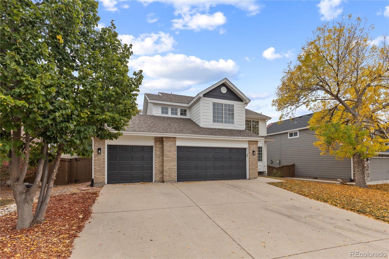 864 English Sparrow Trail