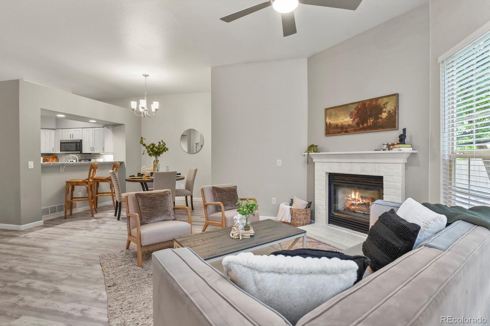 6868 LOS REYES Circle