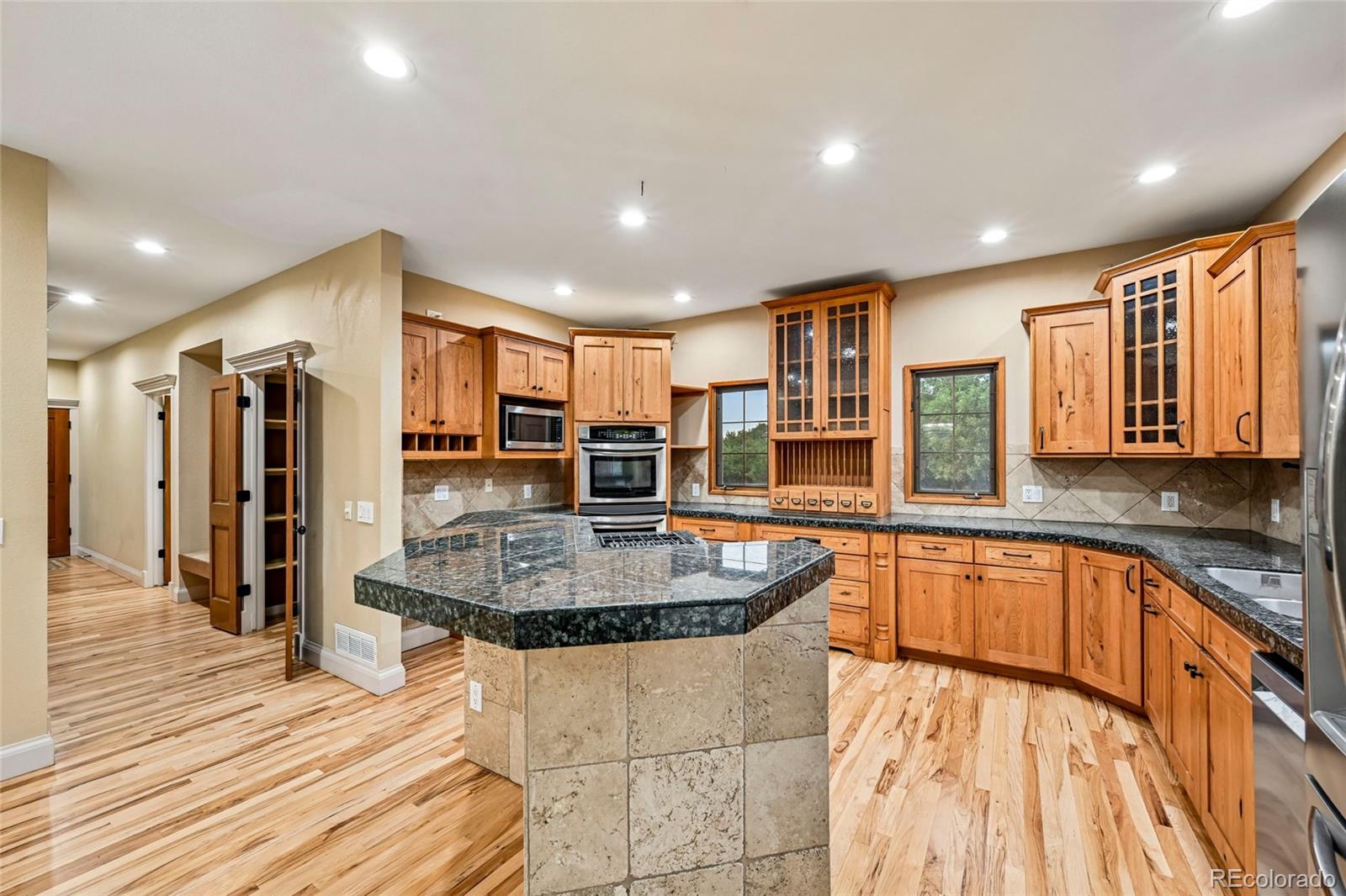 3366 Red Tree Place