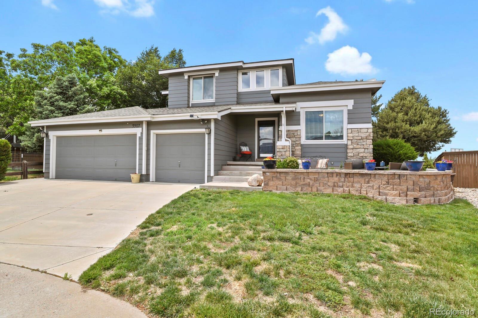 9907 Blackbird Circle