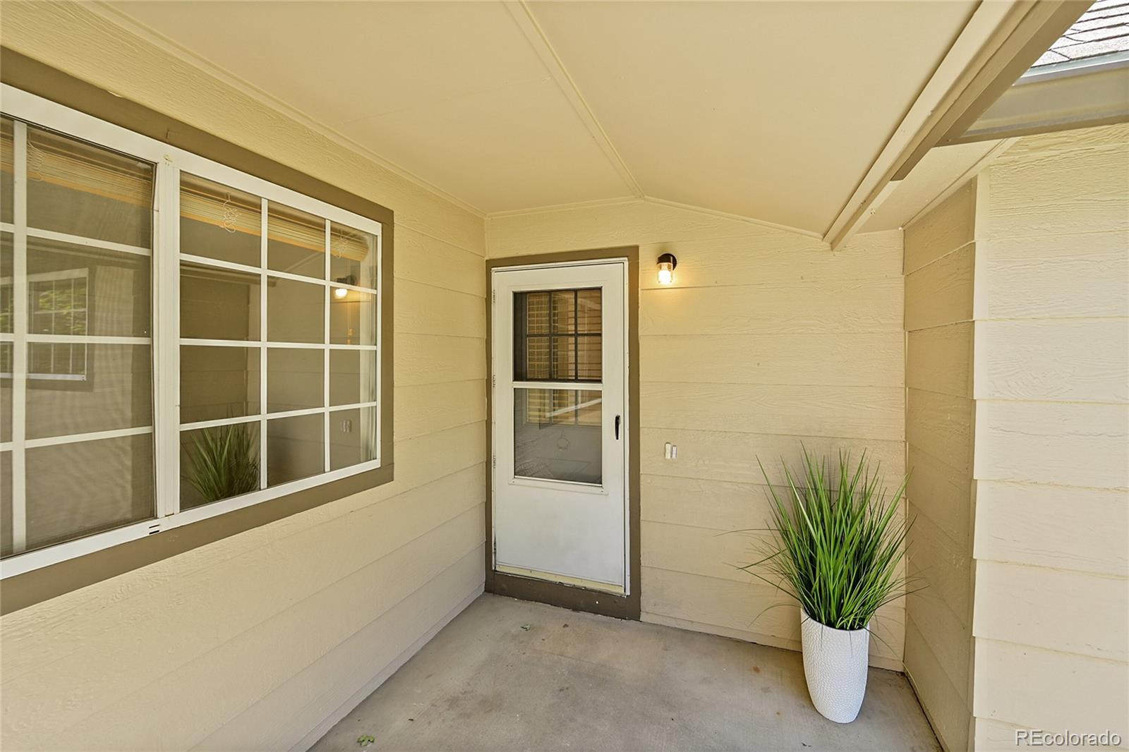 10369 E Red Mountain