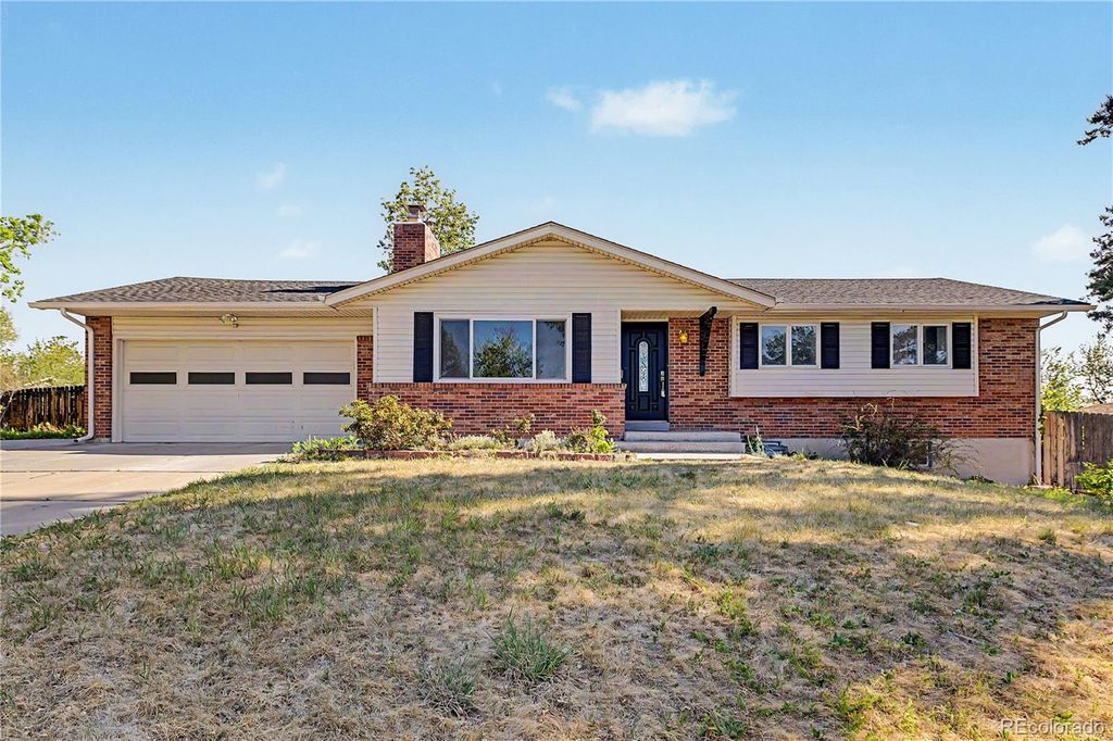 Photo of 12097 W Mexico Place, Lakewood, CO 80228 (MLS # 5200460)
