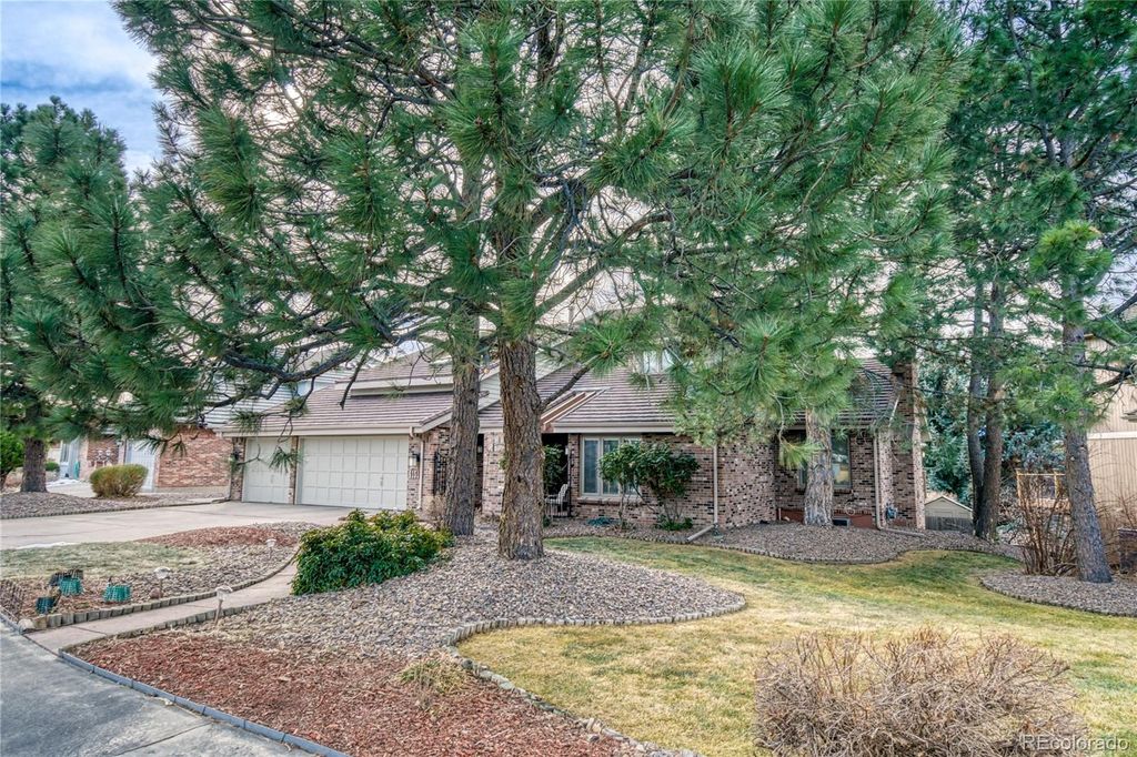 Photo of 4151 S Yukon Way, Lakewood, CO 80235 (MLS # 5344808)