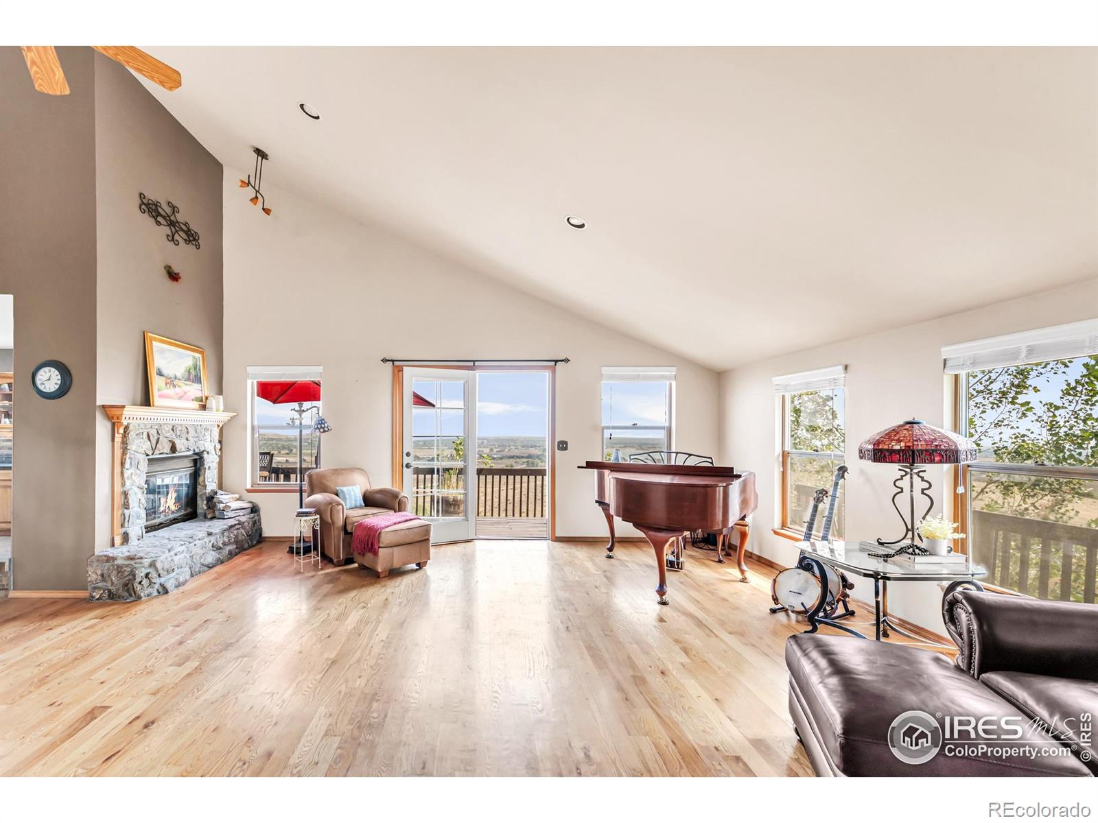 11730 Pointe View Drive