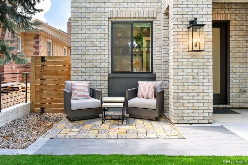 Photo of 909 Madison Street, Denver, CO 80206 (MLS # 5421734)