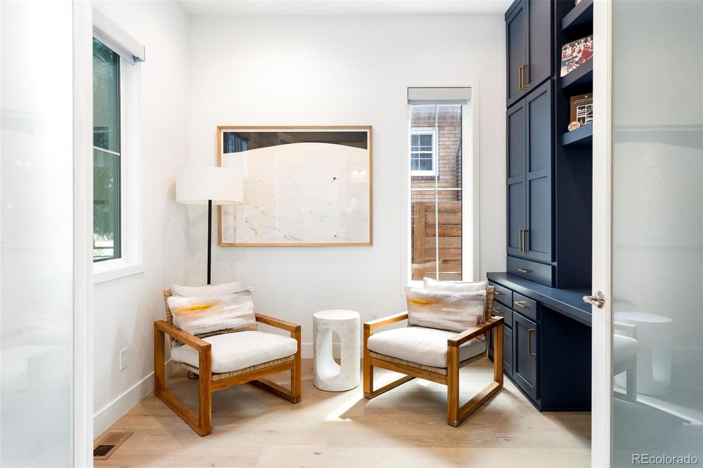 Photo of 909 Madison Street, Denver, CO 80206 (MLS # 5421734)