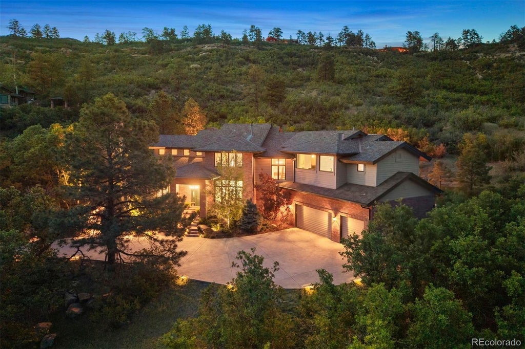 Photo of 10 Castle Pines Drive N, Castle Rock, CO 80108 (MLS # 2140303)