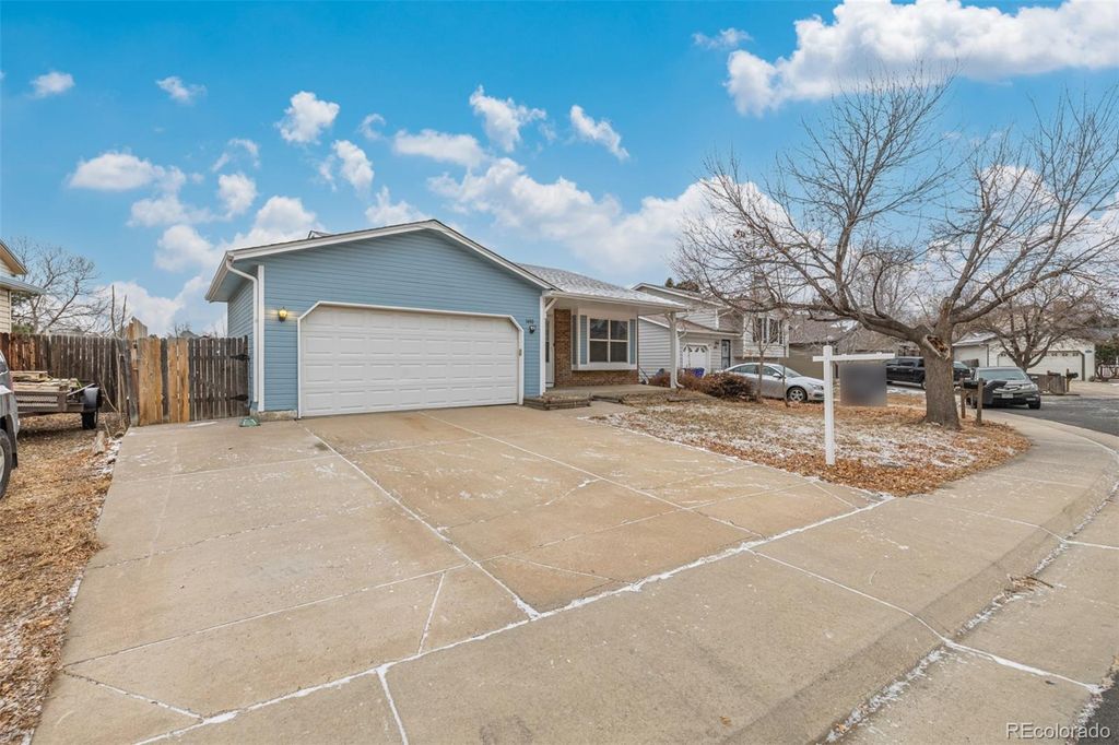 Photo of 1480 S Cathay Street, Aurora, CO 80017 (MLS # 7266368)