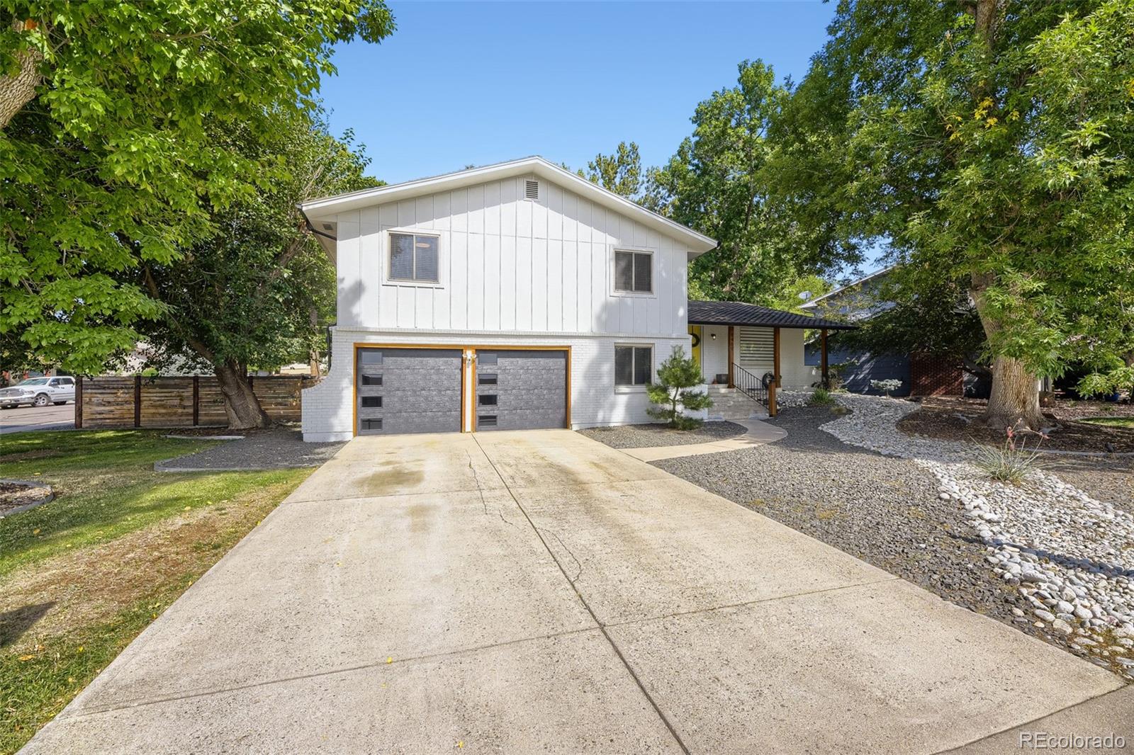 8469 W Vassar Drive