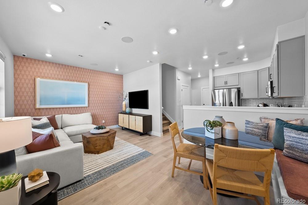 9022 Quartz Court