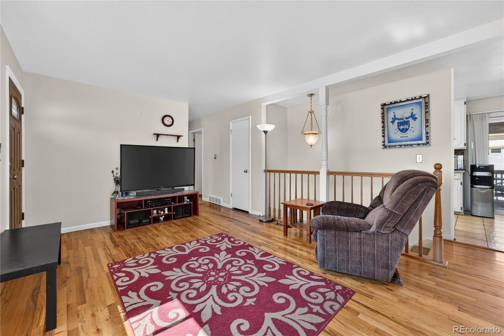 Photo of 1231 W Radcliff Avenue, Englewood, CO 80110 (MLS # 5967110)