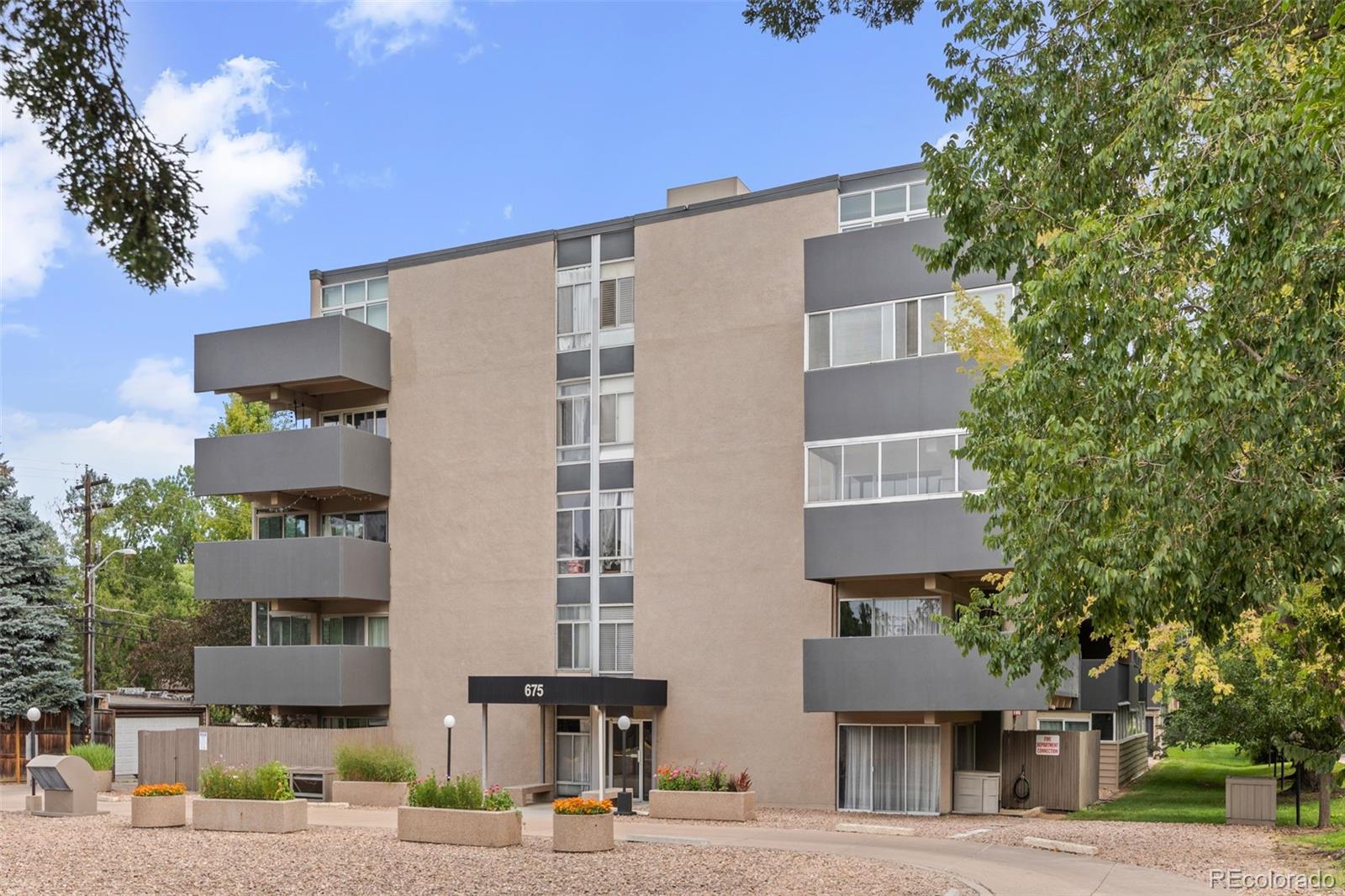 675 S University Boulevard 206