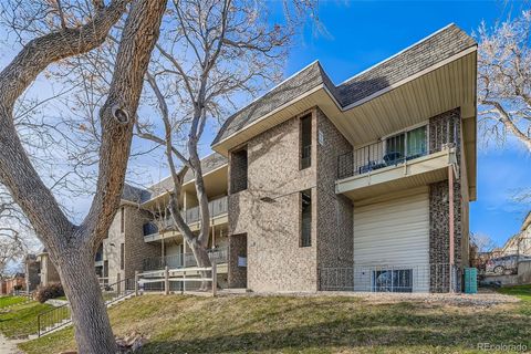 4639 S Lowell Boulevard F Denver CO 80236