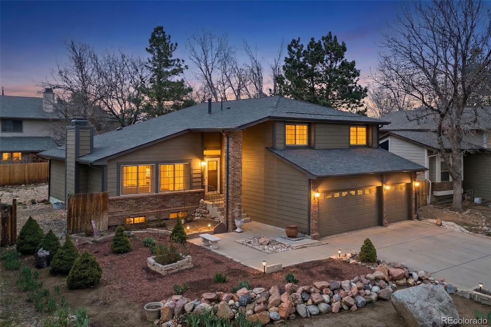 15993 E Loyola Drive