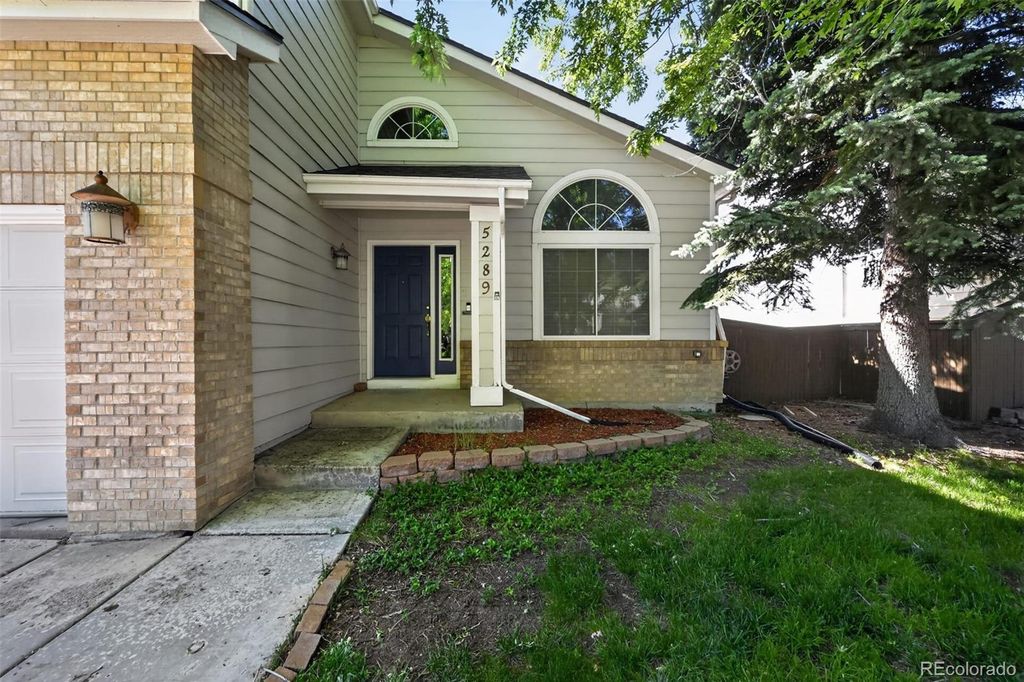 Photo of 5289 Morning Glory Place, Littleton, CO 80130 (MLS # 4075223)