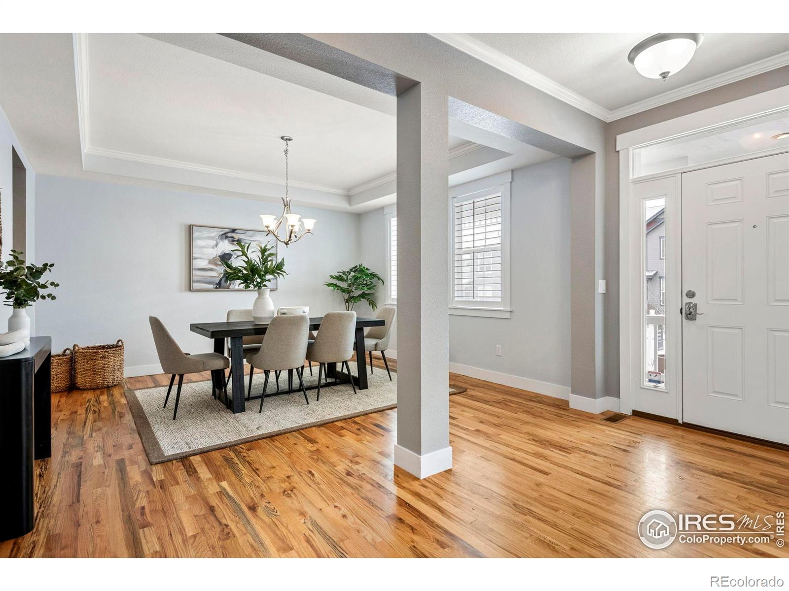 2849 Crater Lake Lane