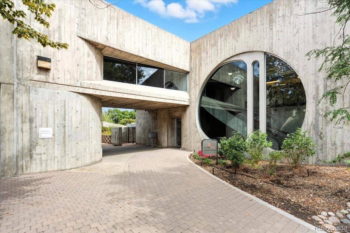4 Inverness Court E C