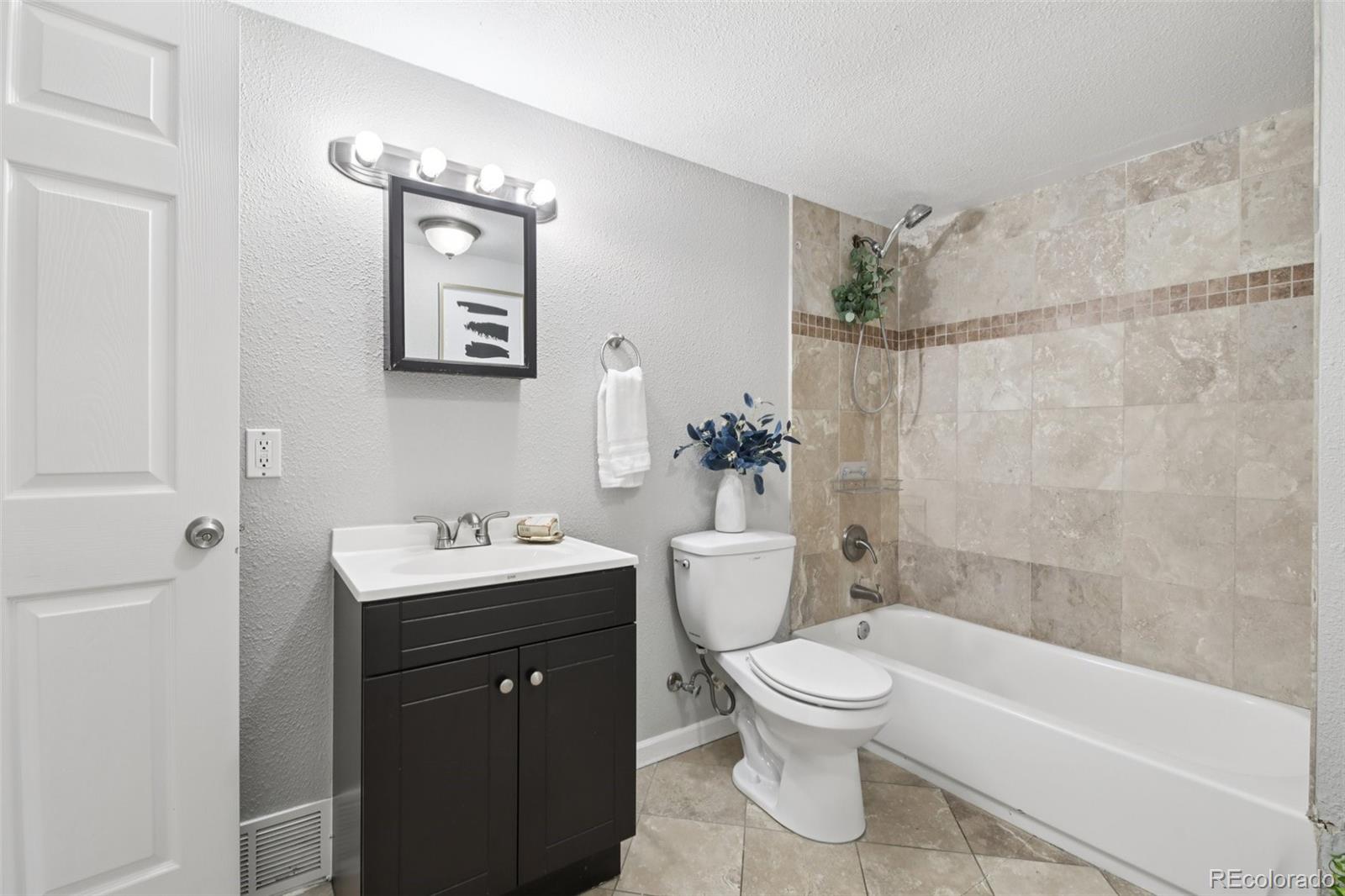 4161 Milwaukee Street