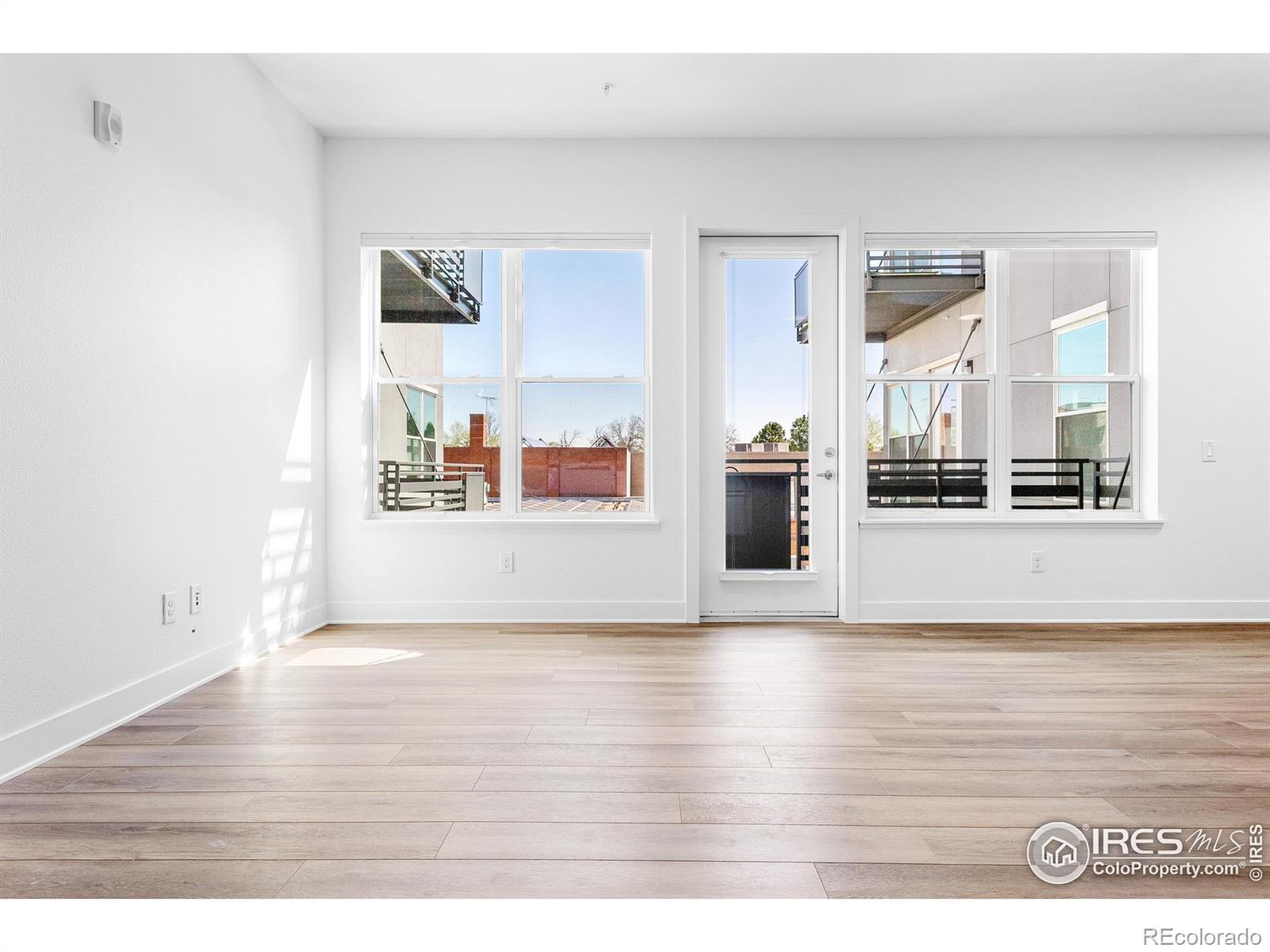 1707 Walnut Street 208