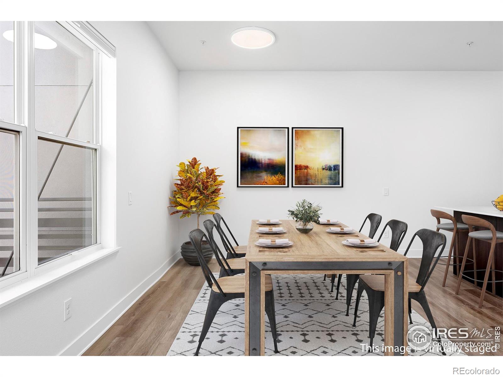 1707 Walnut Street 208