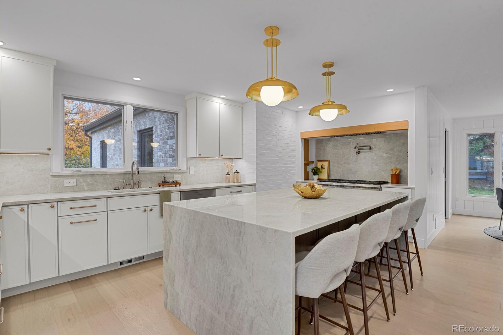 19 Falcon Hills Drive