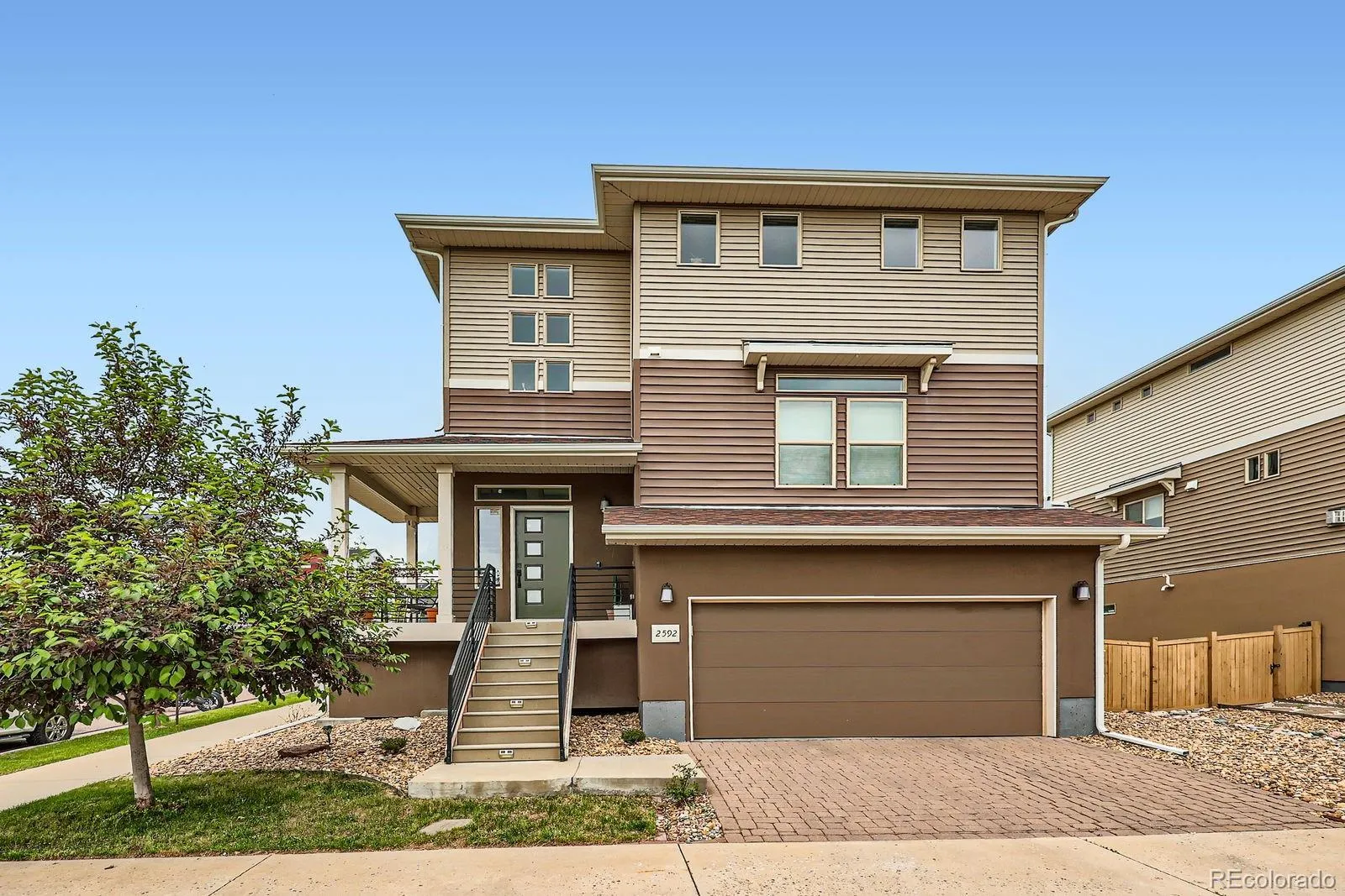 Castle Rock, Colorado 80109, United States, 4 Bedrooms Bedrooms, ,4 BathroomsBathrooms,Residential,Active,149442