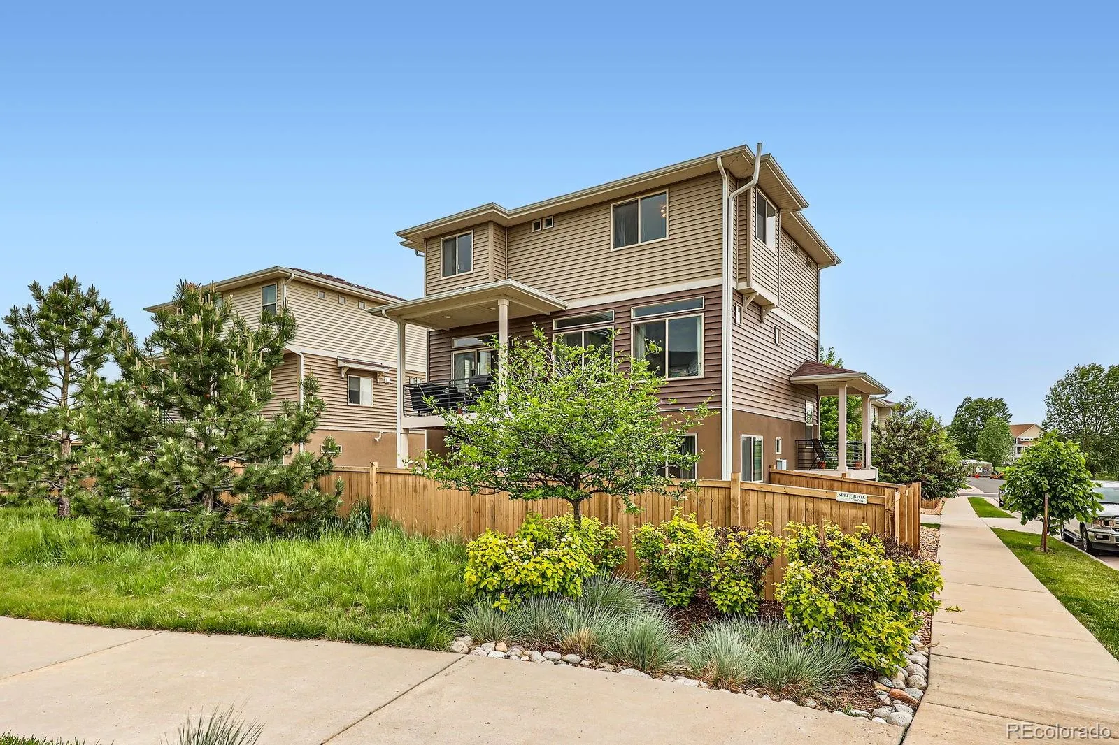 Castle Rock, Colorado 80109, United States, 4 Bedrooms Bedrooms, ,4 BathroomsBathrooms,Residential,Active,149442