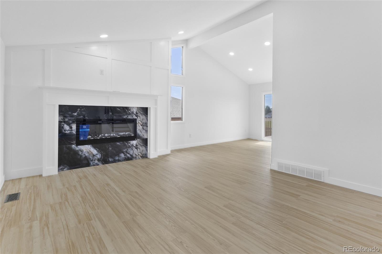 880 Orion Drive