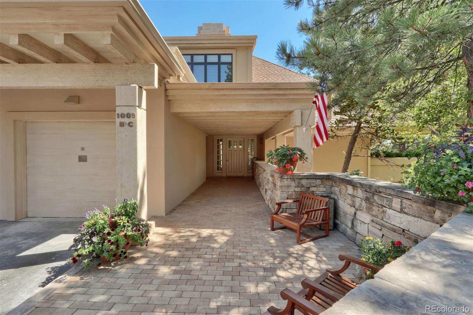 1009 Hummingbird Drive B2