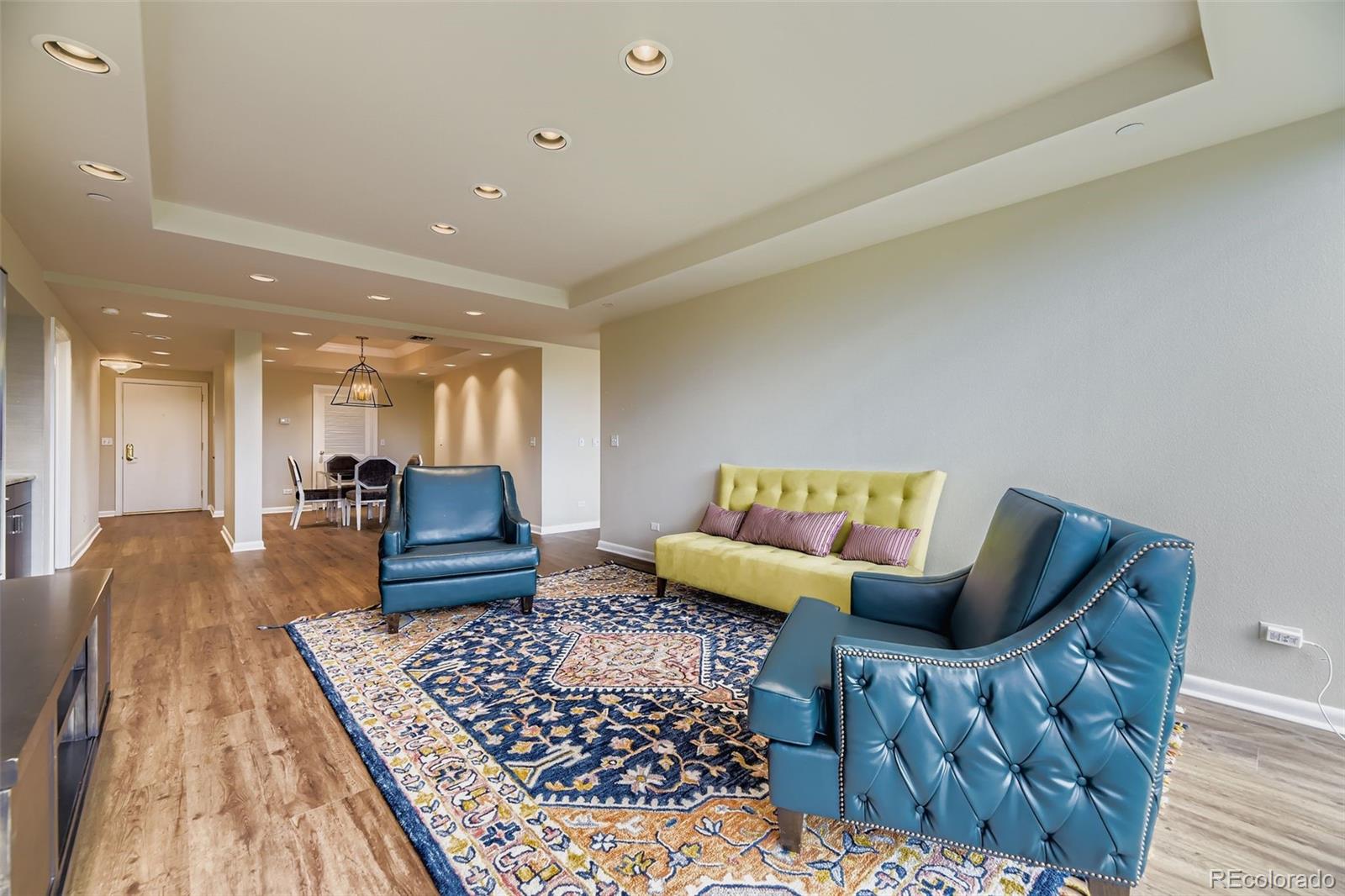 1900 E Girard Place 606