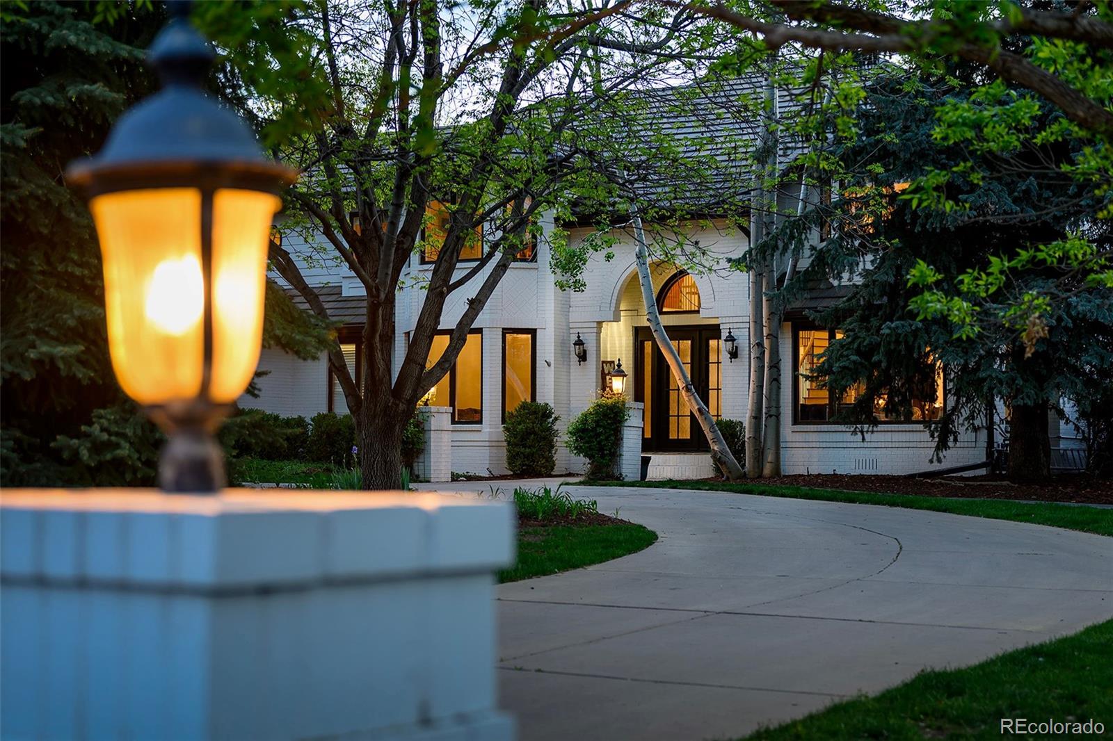 5345 S Race Court