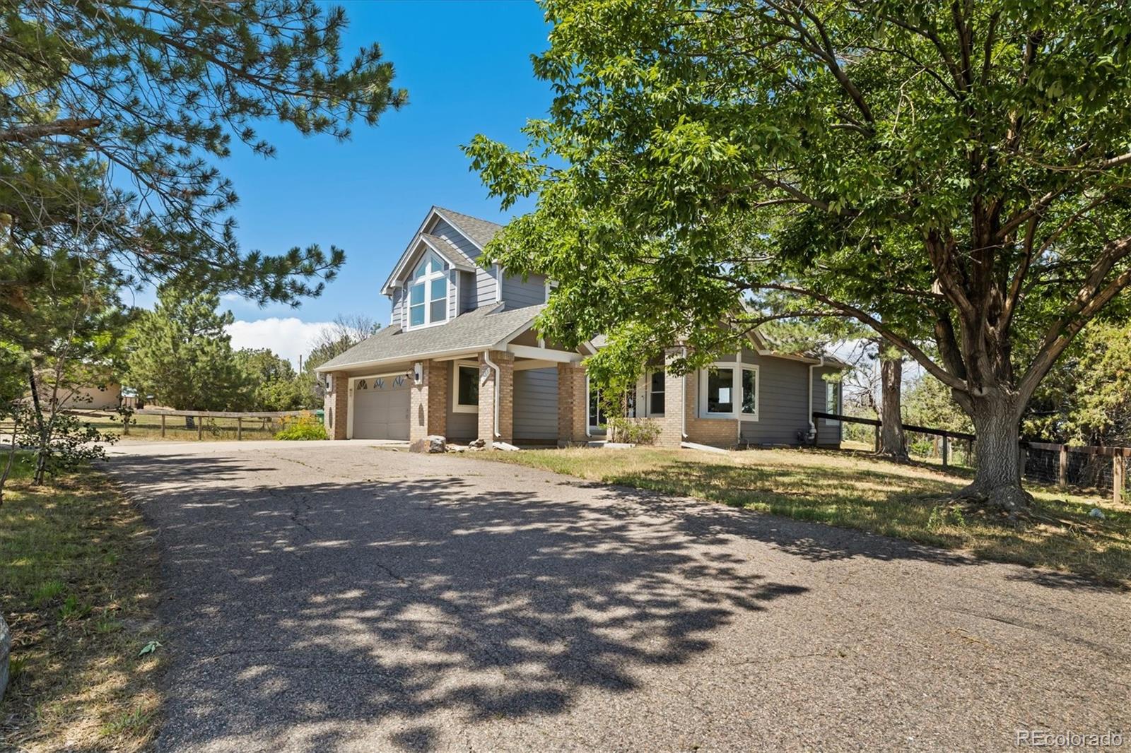 1055 Salida Street, Aurora, CO, 80011 4 1055 Salida Street