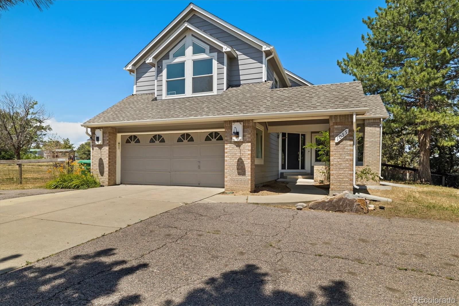 1055 Salida Street, Aurora, CO, 80011 2 1055 Salida Street