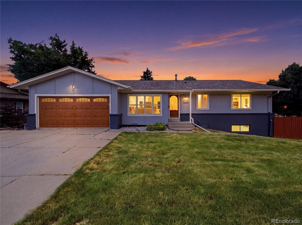 Photo of 13090 W Warren Avenue, Lakewood, CO 80228 (MLS # 5613644)