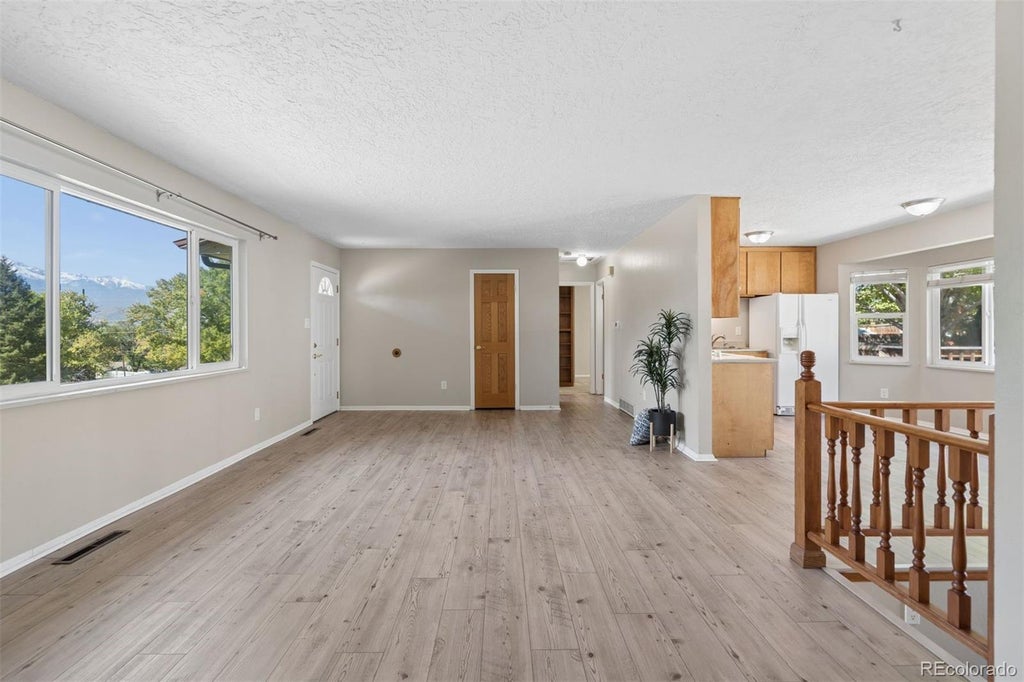 Photo of 408 Elmwood Drive, Colorado Springs, CO 80907 (MLS # 4222516)
