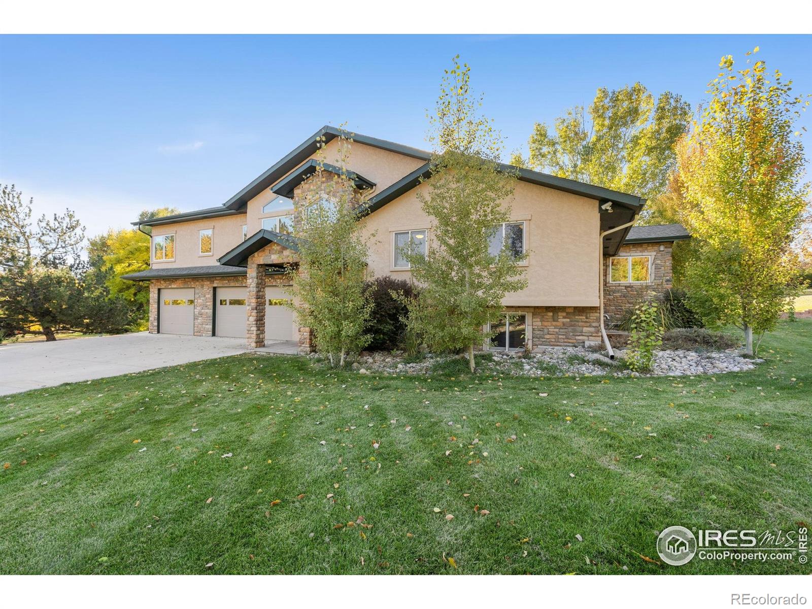 811 Hilldale Drive