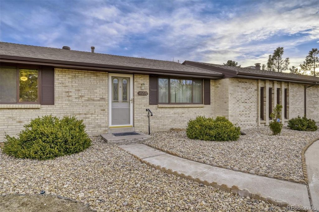 Photo of 10220 Carmody Lane, Lakewood, CO 80227 (MLS # 8512068)