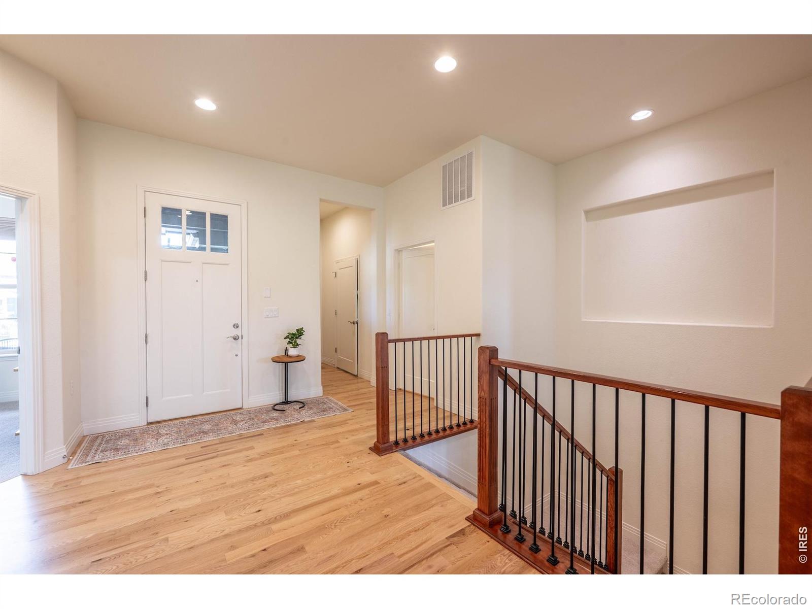 1142 Summit View Drive