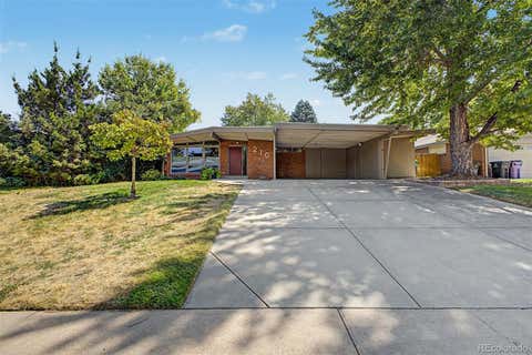 Photo of 210 S Kearney Street, Denver, CO 80224 (MLS # 5961176)