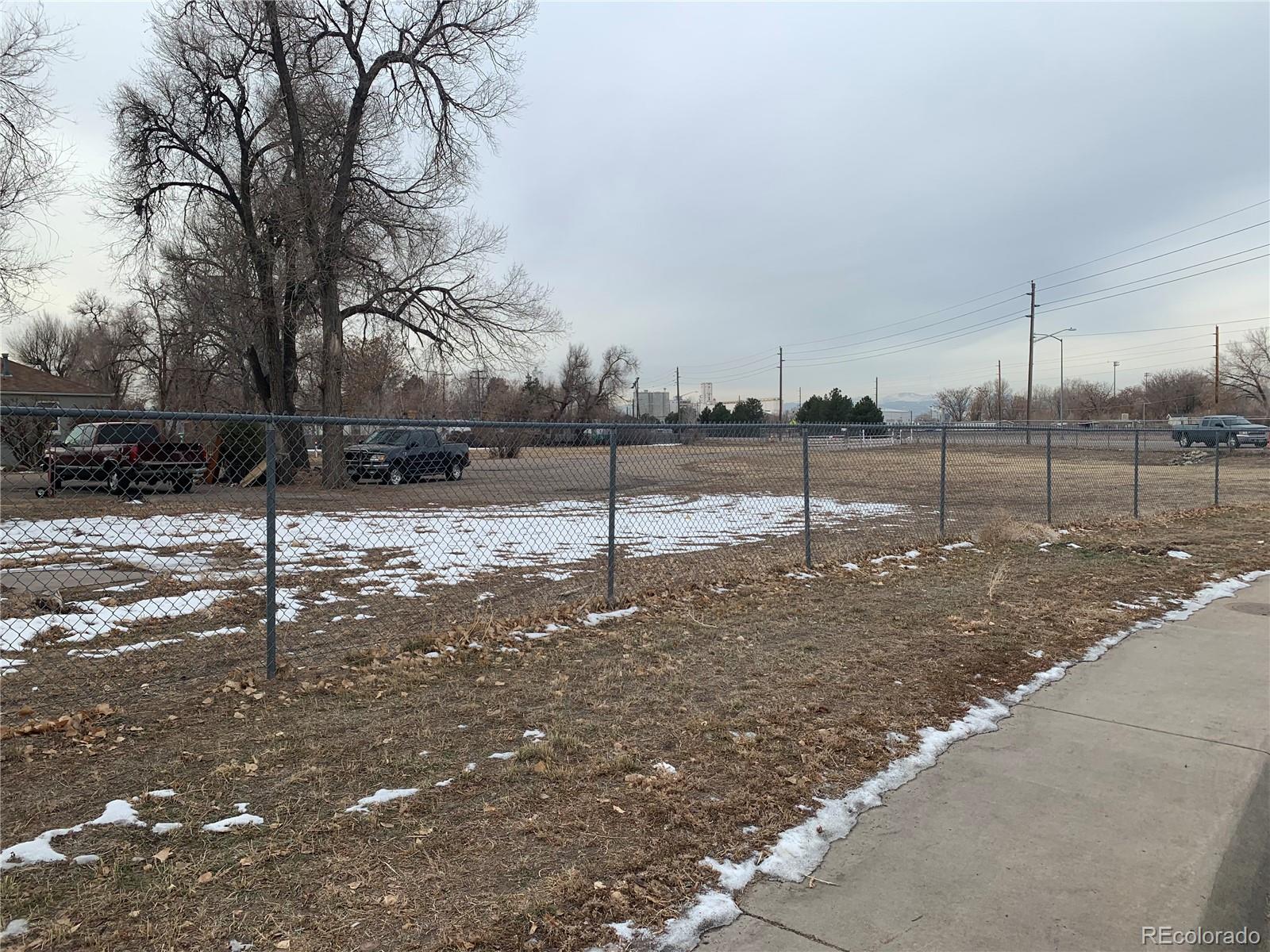 6750-6760 Highway 2
