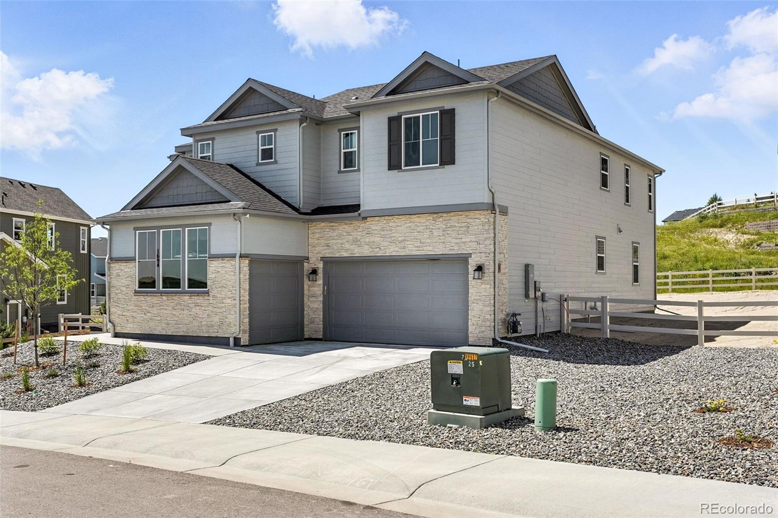 1694 Fox Trotter Point