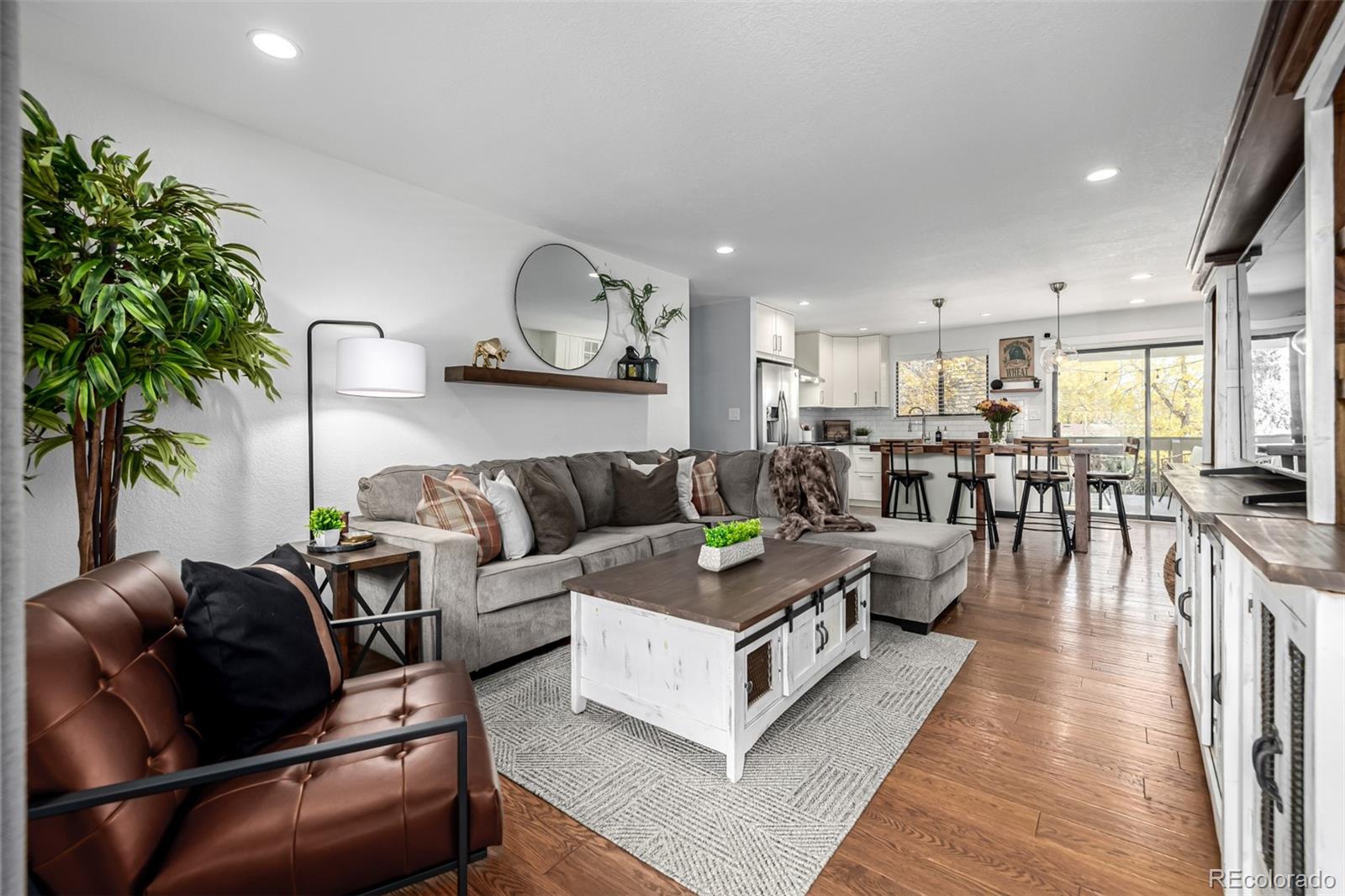 6254 S Prince Street