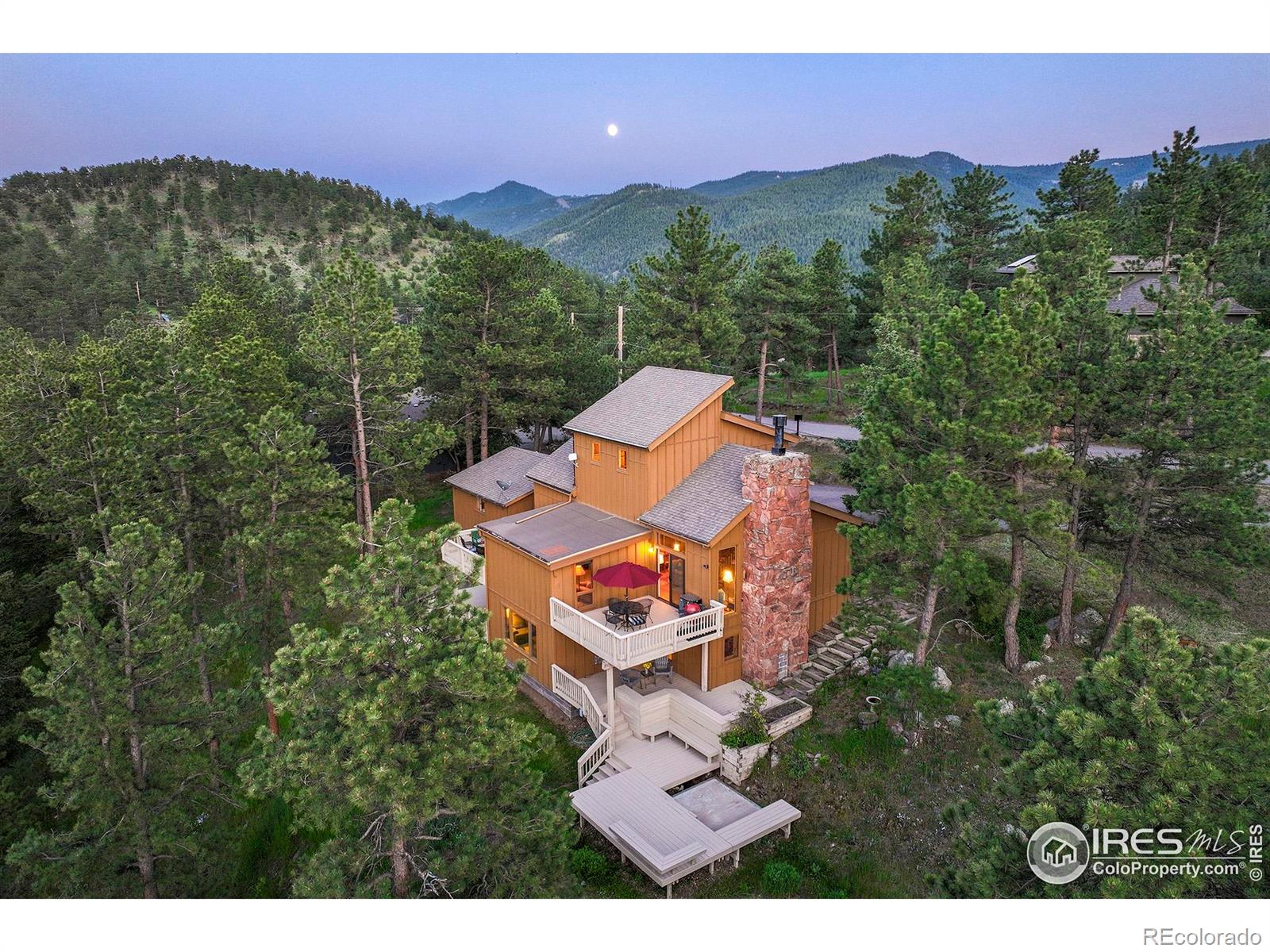 207 Kelly Road E