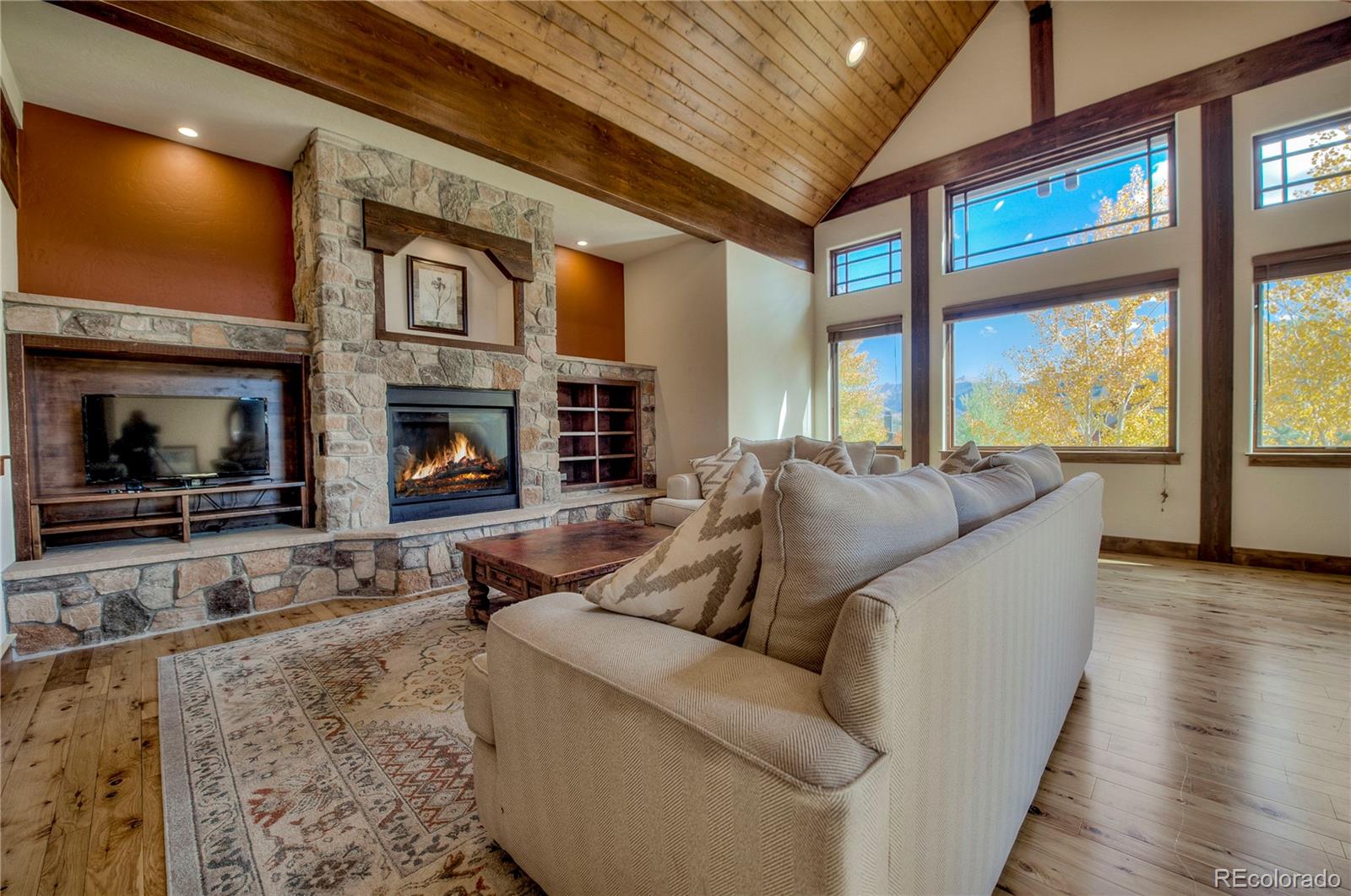 51 Mule Deer Court