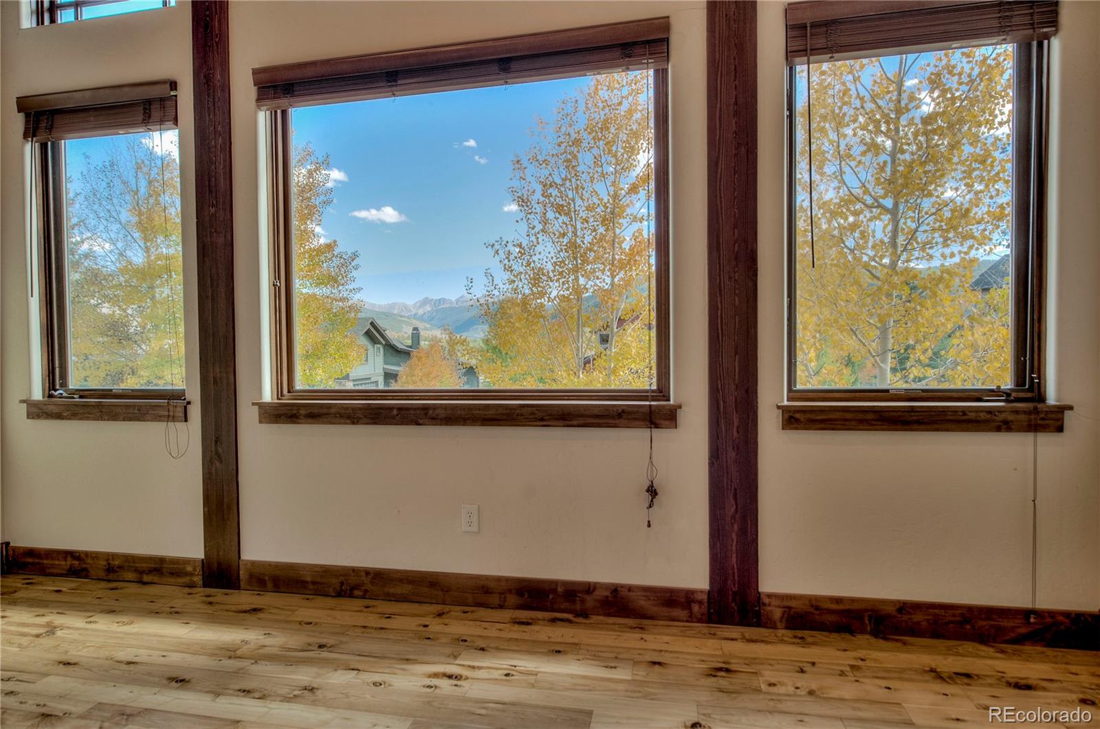 51 Mule Deer Court