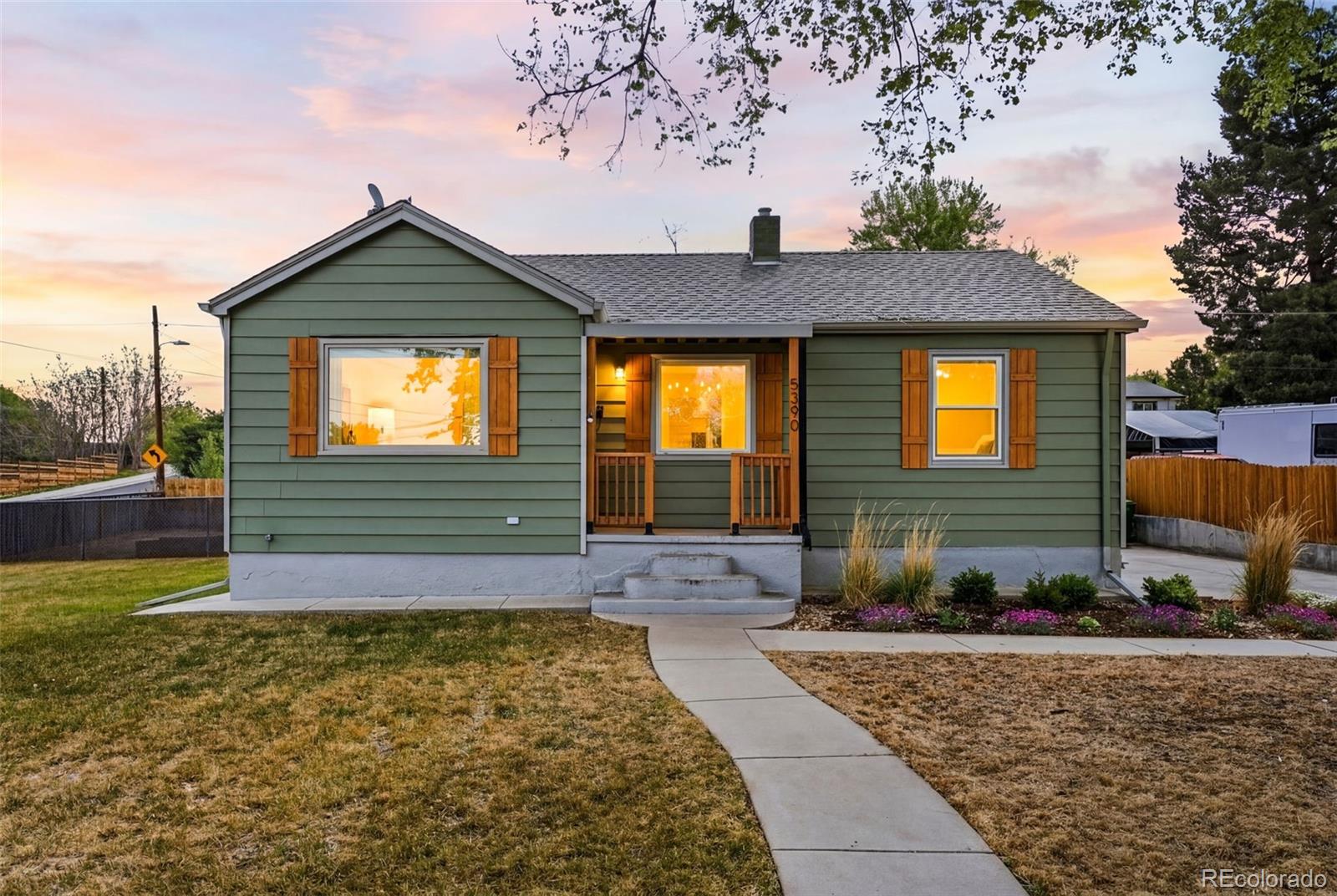 5390 Primrose Lane