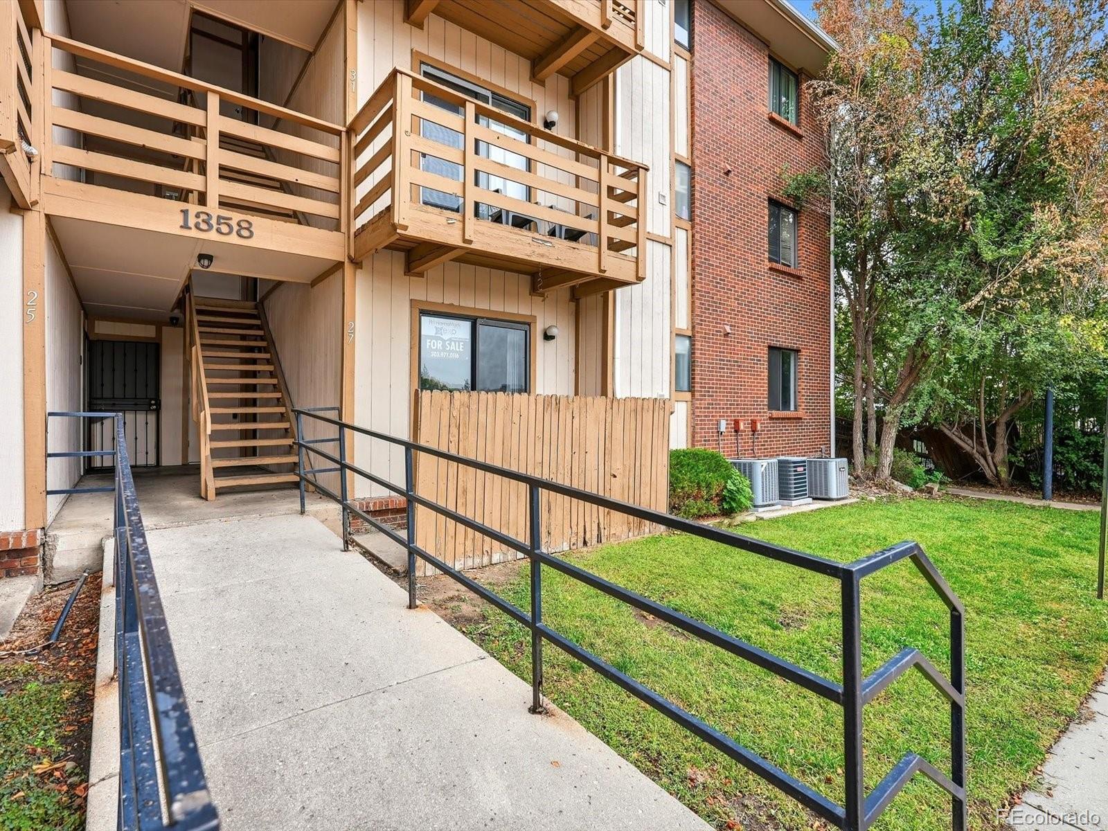 1358 S Irving Street Unit 27