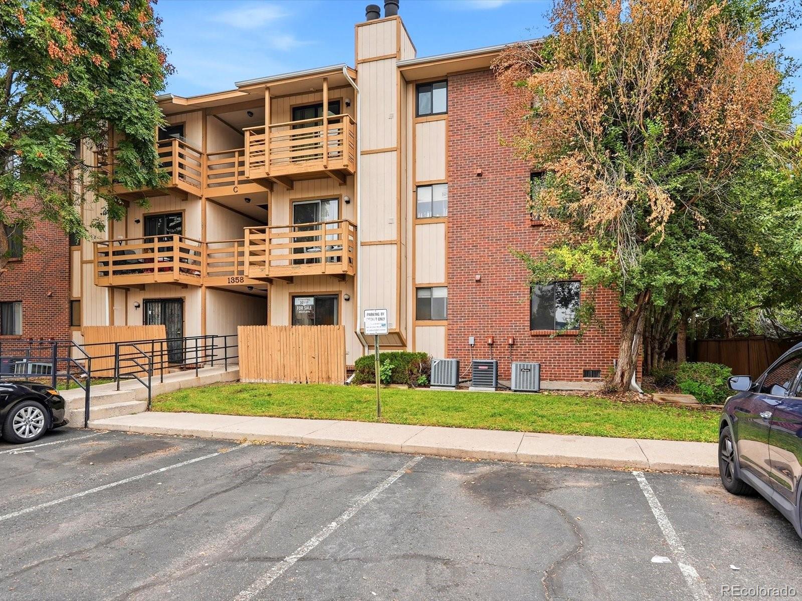 1358 S Irving Street Unit 27