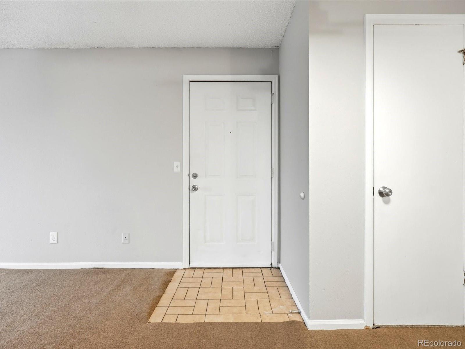 1358 S Irving Street Unit 27